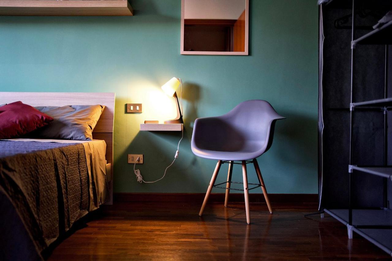 Casa Zoe Apartment Free Parking,Self Check In & Free Wi Fi Parma Eksteriør billede