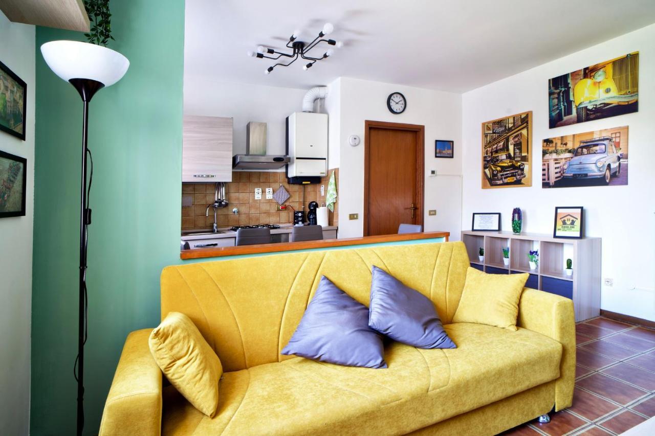 Casa Zoe Apartment Free Parking,Self Check In & Free Wi Fi Parma Eksteriør billede